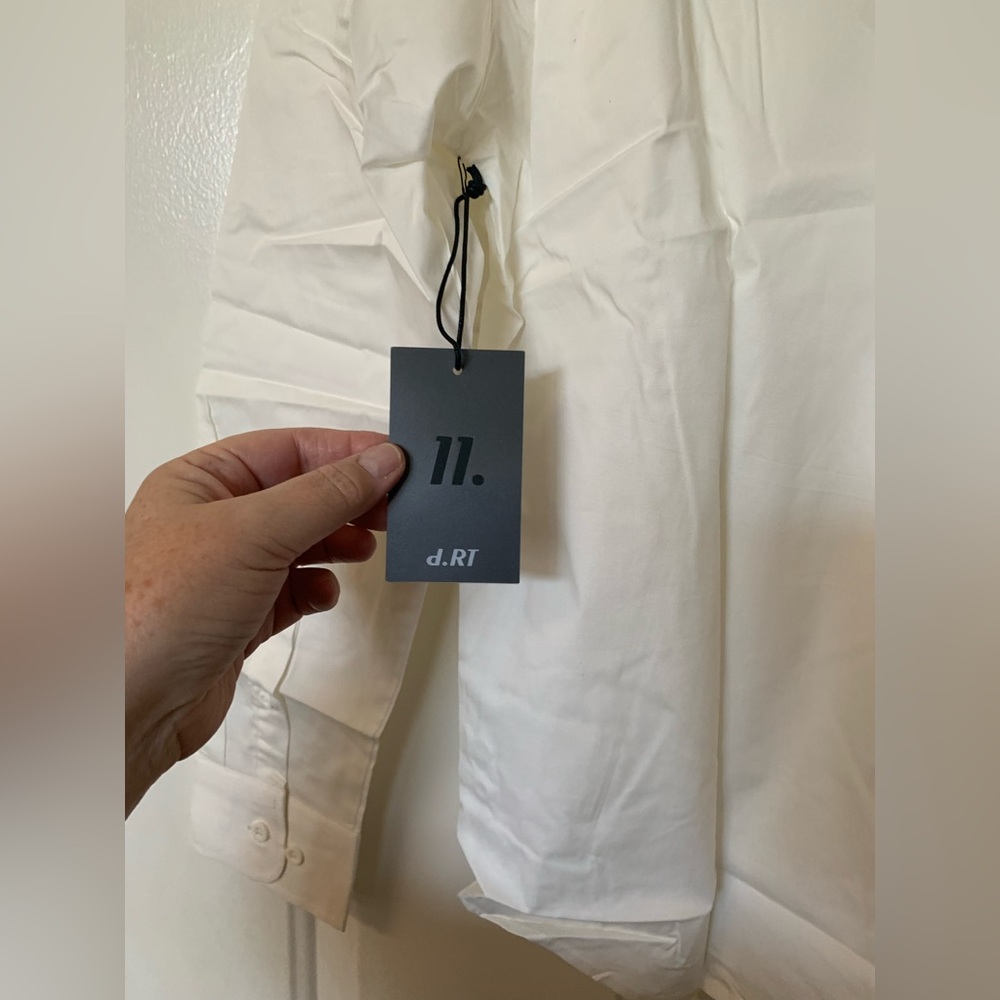 Men’s (BUNDLE OF TWO) White Dress Shirts NWT 🌴 - Picture 9 of 11